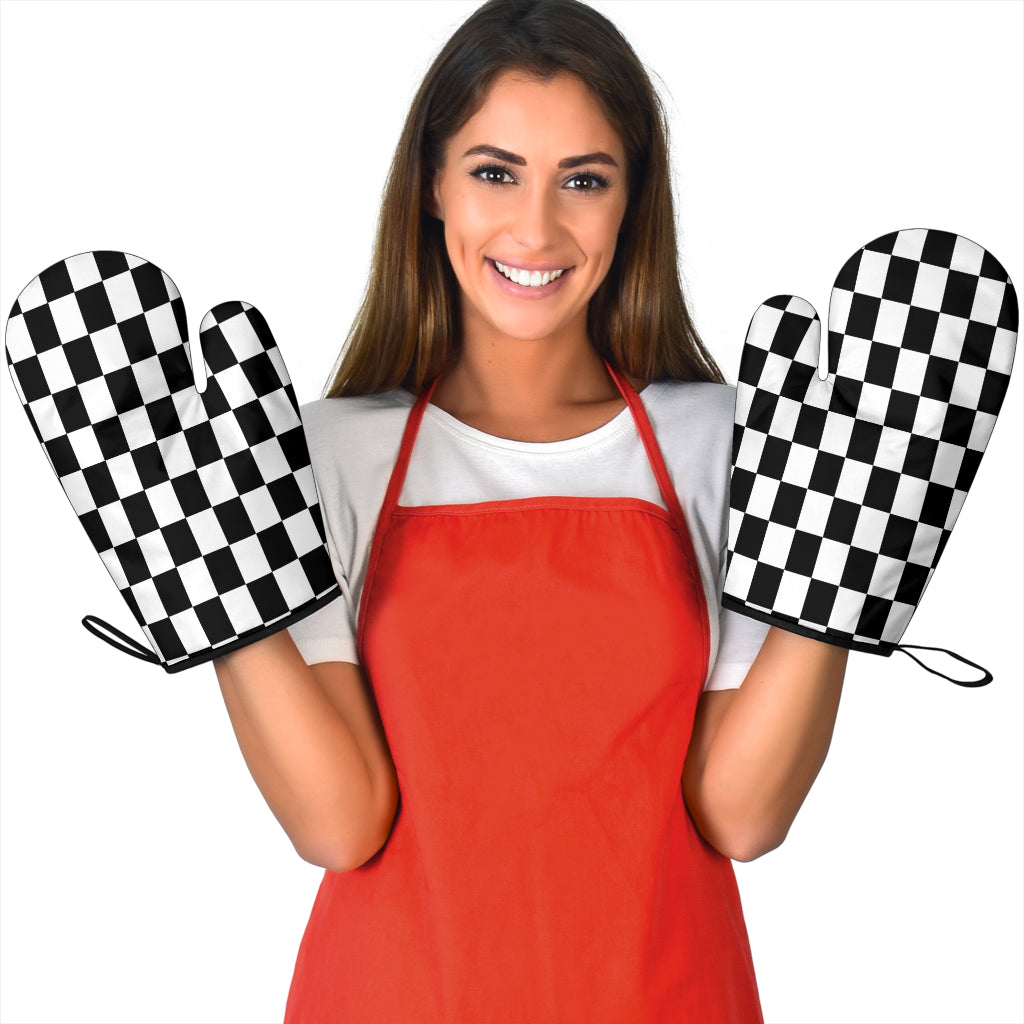 Checkered Oven Mitts